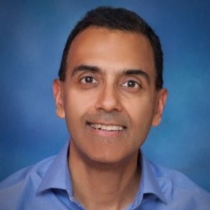 Sunil Mirapri(グローバル・ビジネス顧問)